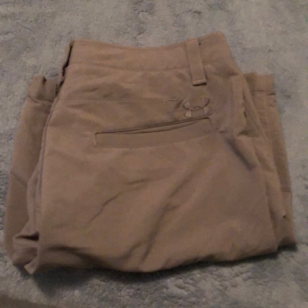 Mens grey under armour shorts size 32